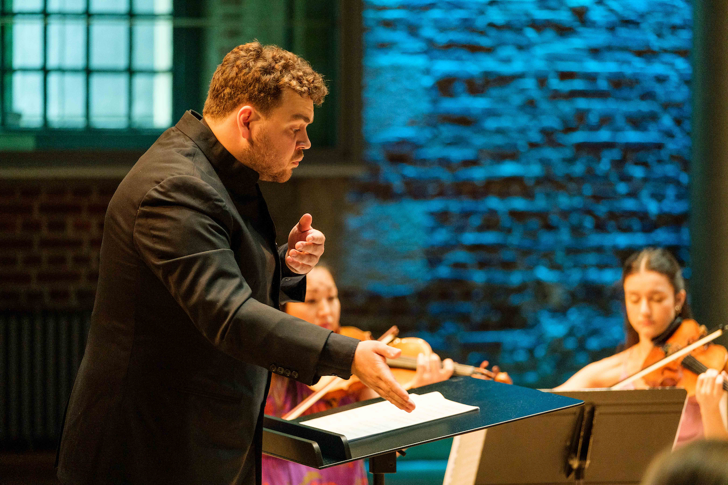 Finan Jones, Conductor. Credit: Tom Lovatt.